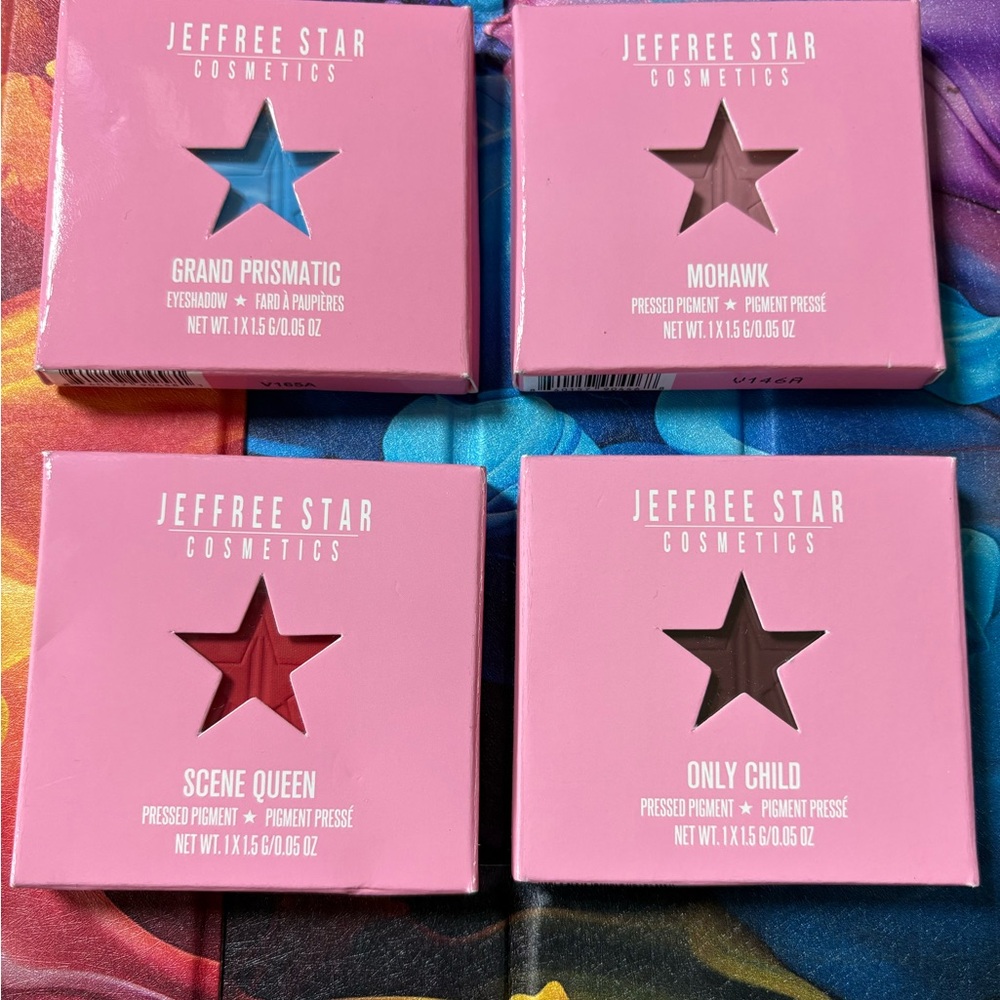 Jeffree Star Cosmetics Eyeshadow Collection - Pink and Red Hues
